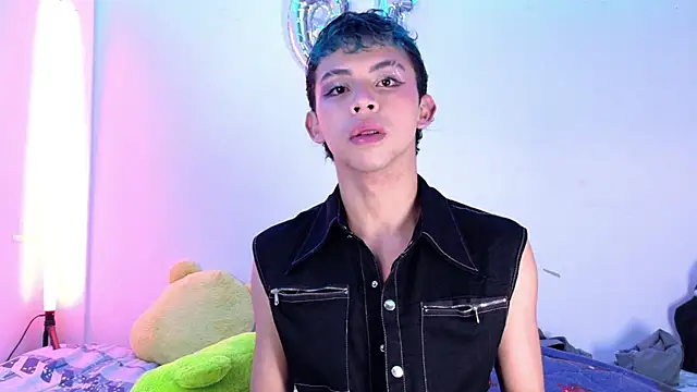 Apolo Prince1 online show from July 4, 3:42 am