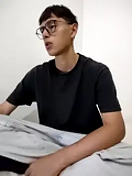 Camilo hot21 online show from April 21, 12:35 am