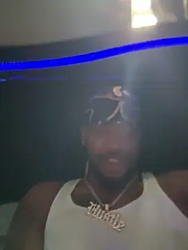 blackdiesel0 online show from April 13, 3:23 pm