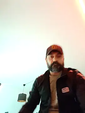 malese983 online show from April 13, 4:18 pm