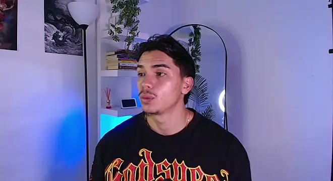 andyypalmer  online show from July 14, 5:22 am