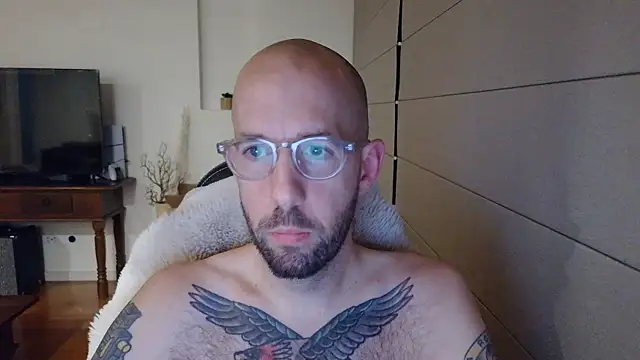 steveperry6969 online show from April 24, 11:45 am