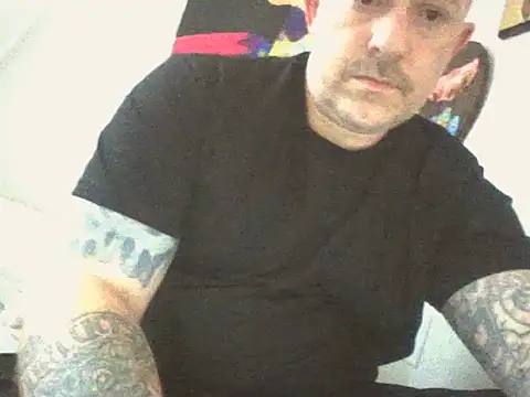 Whosdiss online show from May 23, 6:46 pm