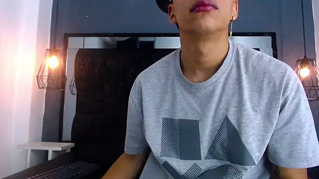 Lian Jacob online show from May 24, 8:48 pm