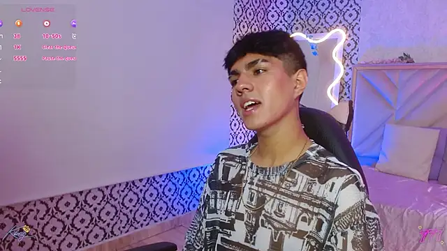 Damian tay online show from May 28, 11:41 am