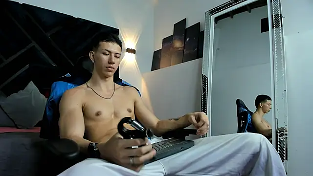 OliverThompsonJS online show from June 3, 4:47 am