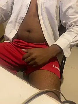 loveradar online show from April 17, 9:50 pm