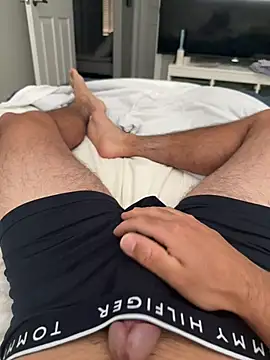 John strokz online show from April 18, 4:19 pm