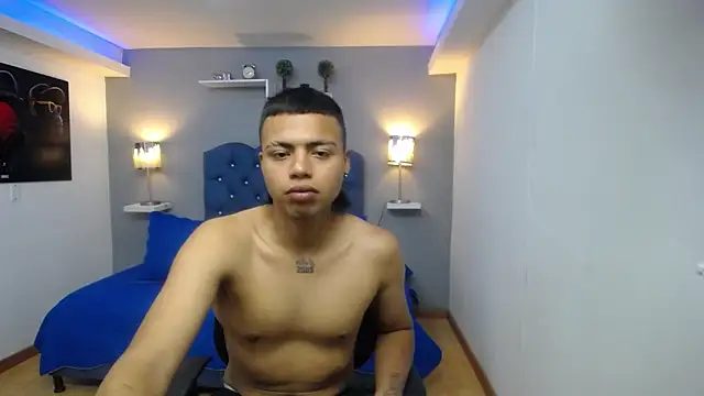 jacke stonne  online show from April 20, 1:24 pm