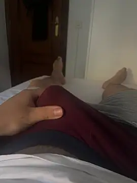 andresgh10 online show from July 3, 4:24 pm