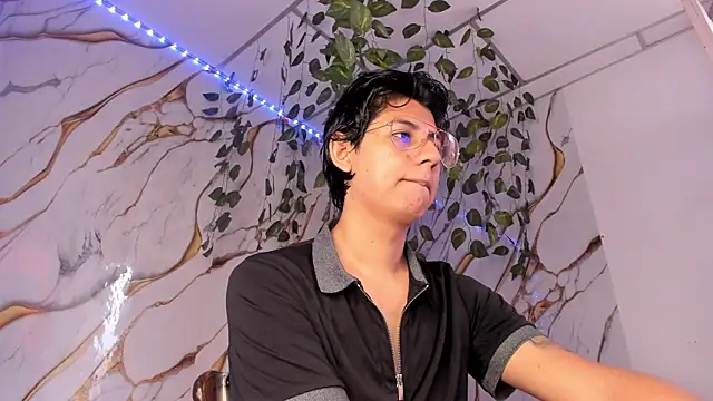 Ericef online show from May 30, 2:39 pm