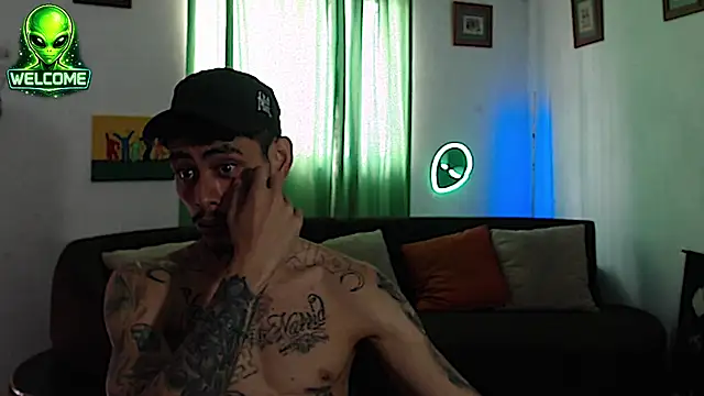 alpha zom online show from June 3, 2:44 pm