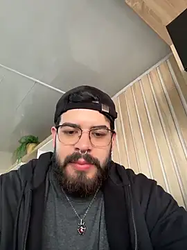 DomBoy  online show from June 5, 7:41 pm