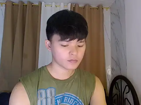 yourhotasiandoms online show from July 25, 12:13 pm