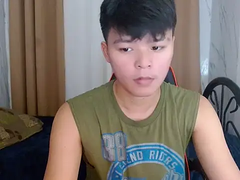 yourhotasiandoms online show from July 18, 10:53 am