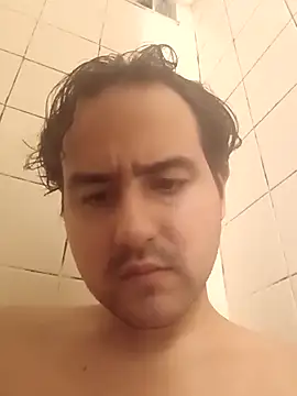 nil022 online show from April 30, 11:20 pm
