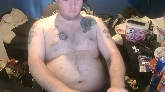 hunter lust97 online show from May 19, 6:14 pm
