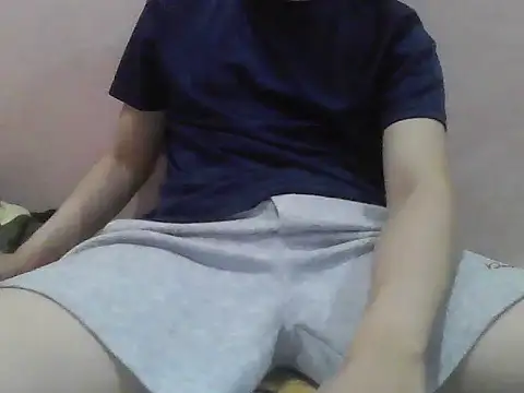 Zineyy online show from June 6, 3:51 pm