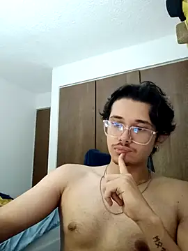x-NoAh-x online show from July 18, 3:02 am