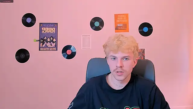 tyler wolf  online show from May 8, 9:43 am