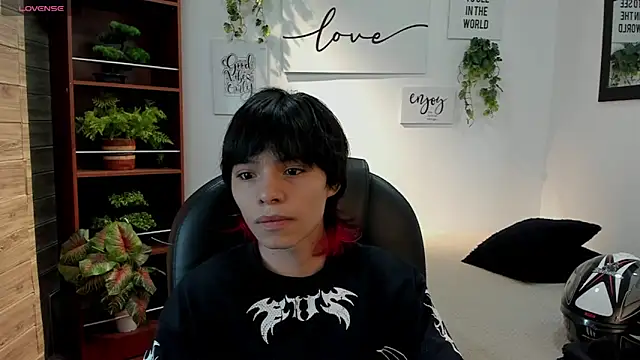 coby cum online show from May 6, 11:00 am