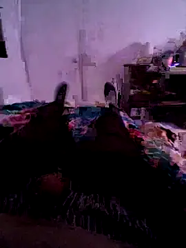 Almircorral2211 online show from June 18, 4:25 am