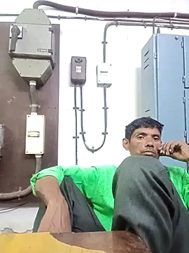 Hot-Parinda200 online show from May 28, 8:01 am
