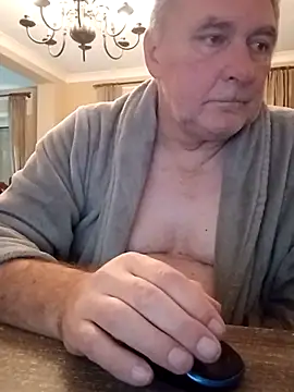 Snapshot of edje59a chatting on September 23, 6:13 am edje59a online show from September 23, 6:13 am