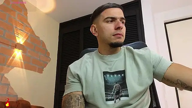 Josh miller01 online show from June 16, 1:35 pm