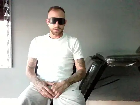 Adancarter online show from July 28, 8:45 pm