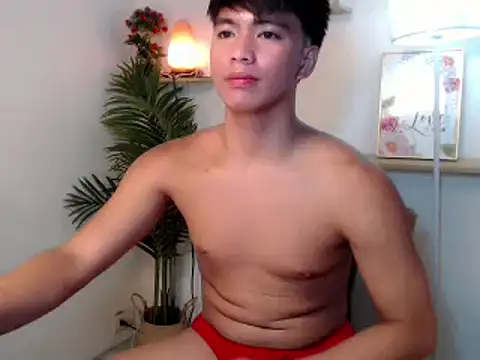 horny jamesxx online show from July 22, 5:05 pm