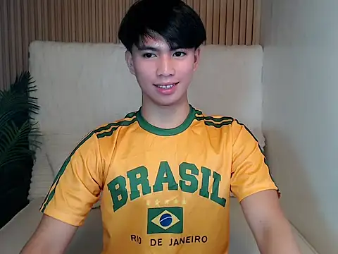 horny jamesxx online show from May 25, 1:34 am