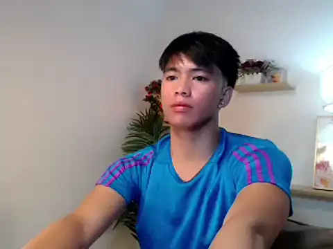 horny jamesxx online show from July 21, 5:04 pm
