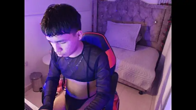 noa hot69 online show from May 27, 1:46 am