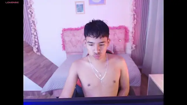 noa hot69 online show from May 26, 1:45 am