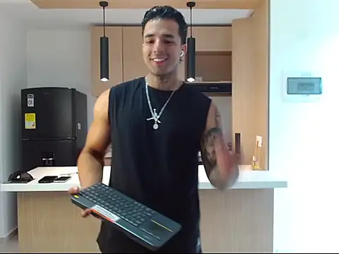 Jacobb Phoenix online show from May 25, 8:48 pm
