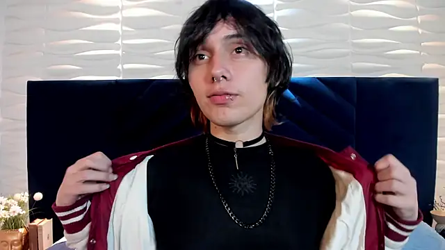 Brunodeluca  online show from July 14, 7:31 pm
