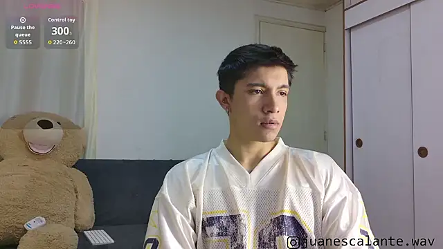 Thesaint xxx online show from June 20, 10:15 pm
