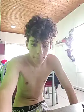 nogueraenzo10 online show from May 18, 7:29 pm