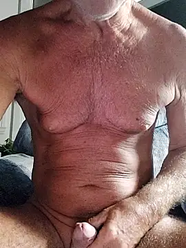 daddygil69 online show from July 2, 6:52 am