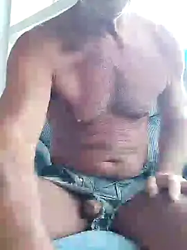 daddygil69 online show from July 19, 11:16 am