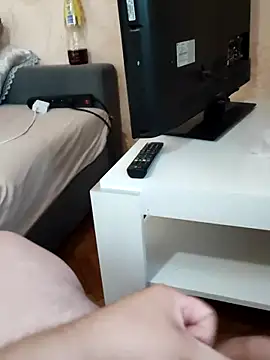 Mateusz2817cm online show from June 15, 6:22 pm