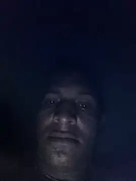 luis391986 online show from June 11, 3:04 am