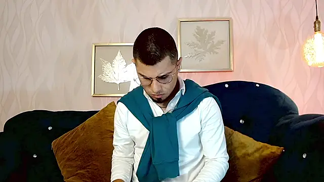 dominikvega online show from May 30, 6:52 pm