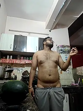 Sexyboyforyou33 online show from May 22, 10:42 am