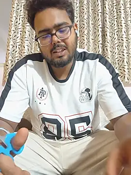 Sexyboyforyou33 online show from July 25, 1:35 am