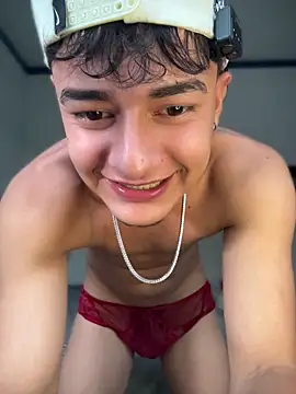 mischievousprince  online show from June 16, 9:06 pm