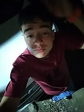 mischievousprince  online show from August 3, 4:44 am