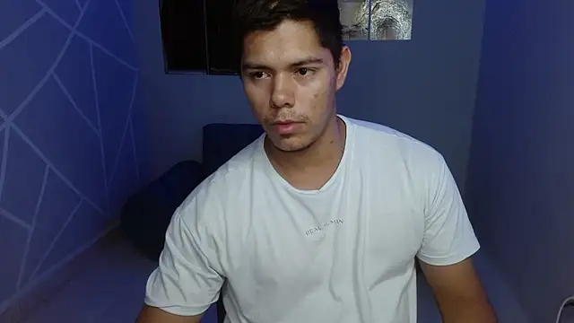 klars mood1 online show from July 25, 11:23 pm