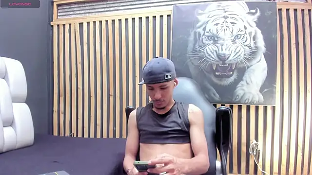 Camilo Contreras online show from July 10, 9:05 pm